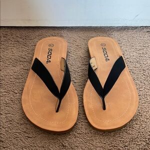Soda Black and Tan Sandals (6.5)